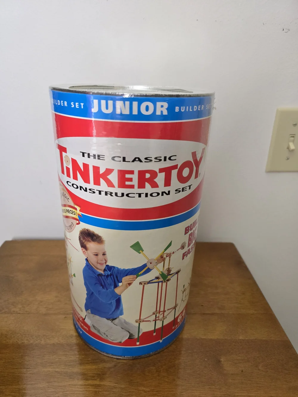Hasbro Tinkertoy Junior Construction Set - Red & Blue Sealed Year 2000